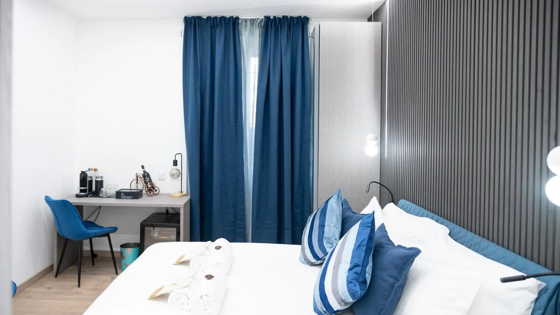 Teulada Luxury Rooms Roma Bed & Breakfast