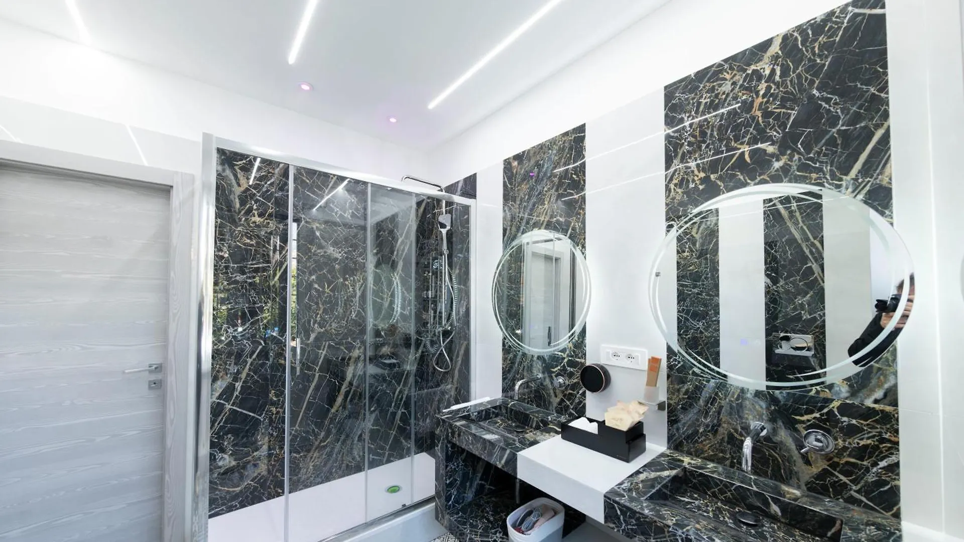 Bed & Breakfast Teulada Luxury Rooms Roma Italia